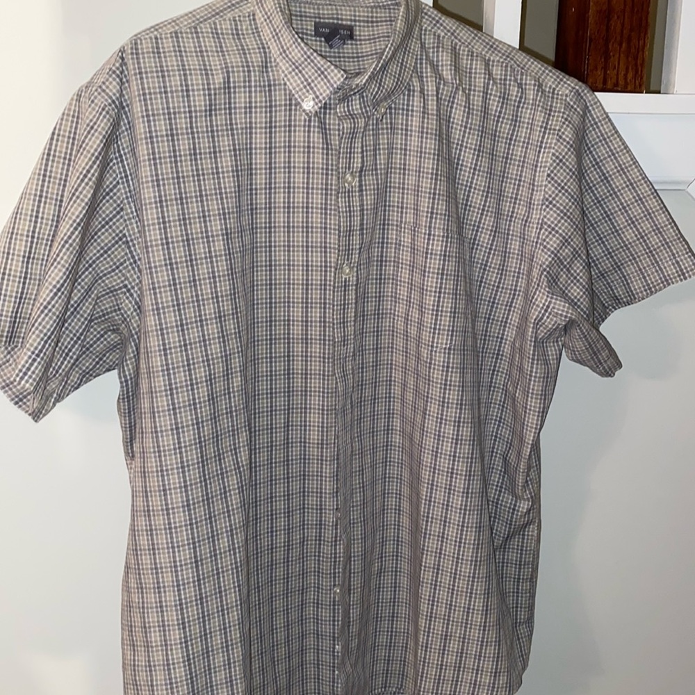 Van Heusen Plaid Short Sleeve Shirt